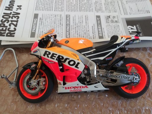 タミヤ 1/12　レプソル ホンダ RC213V No.93 マルケス 2014年_田宮キットの完成品です。