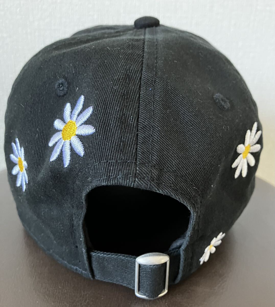 NEWERA 9TWENTY MLB Flower Embroidery ロサンゼルス・ドジャース ブラック キャップ 帽子 花 LA ドジャース ニューエラ_画像2
