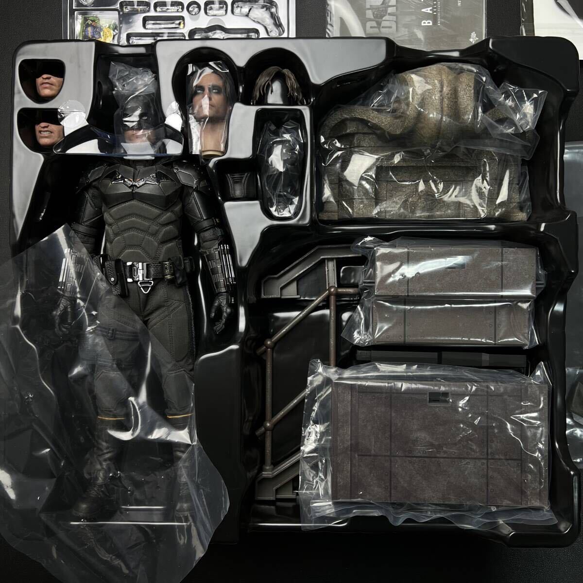 ホットトイズ ザ・バットマン DX.Ver ボーナスアクセサリー付き 未展示品 MMS639 バットマン Batman HOTTOYS 検) ジョーカー の画像5