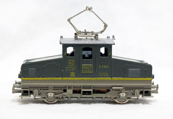 【蔵出し品】 HOゲージ / SNCF 機関車 E6902 BBC 1909 / 鉄道模型 現状渡し 箱無し / メーカー不明_画像2
