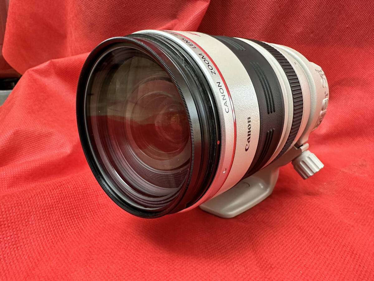 【中古美品】Canon キヤノン EF28-300mm F3.5-5.6L IS USM ワンオーナー・おまけつき・送料無料_画像5