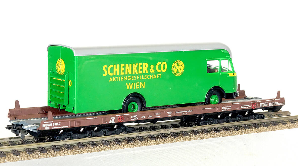 車を積載した貨車シリーズ（9）OBB Rola-Wagen＋Schenkerトラックの画像3