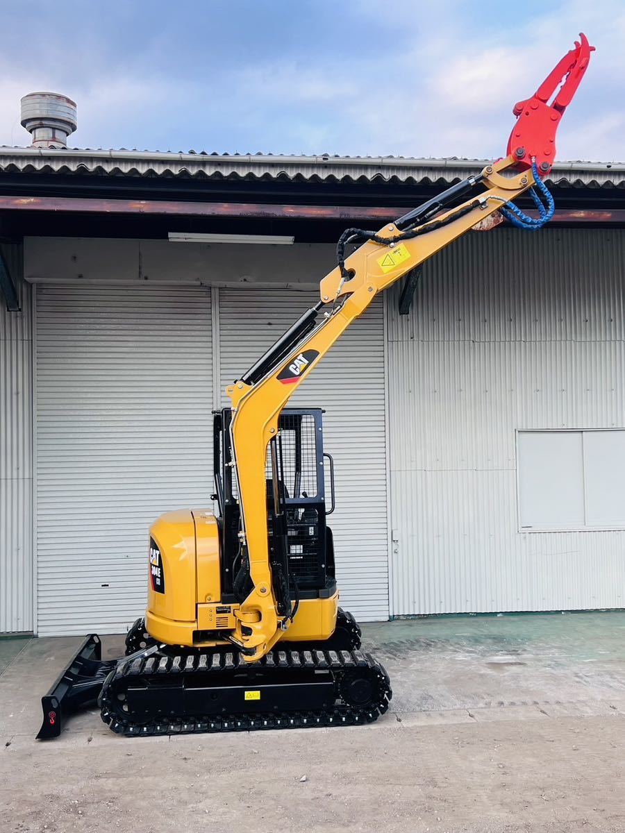 CAT 304ECR 油圧ショベル ミニユンボ 倍速付 パッド新品 タグチ工業 油圧式フォーク カギ2つ付 ふつうとスケルトンバケット セット_画像10