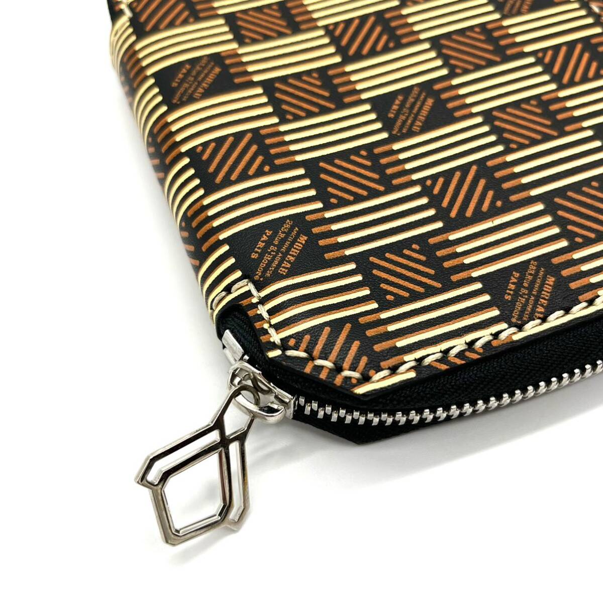 新品】MOREAU PARIS(モローパリ) ラウンドジップ2つ折り財布 新品】MOREAU PARIS(モローパリ) ラウンドジップ2つ折り財布