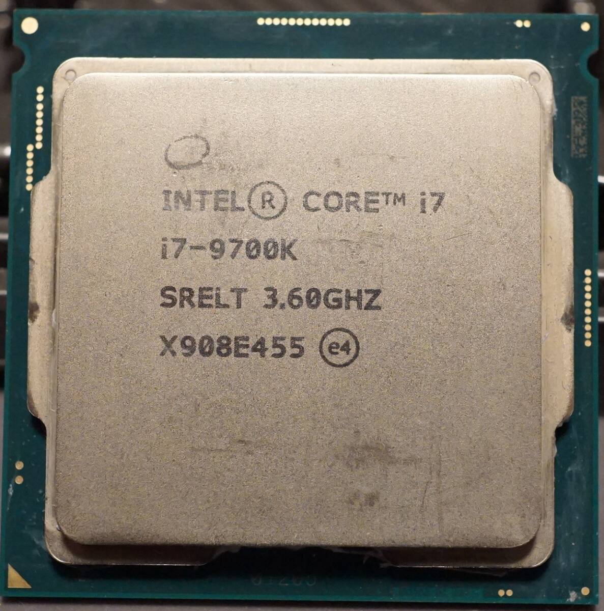 【動作確認済】Intel Core i7 9700K LGA1151 CPU本体のみの画像1