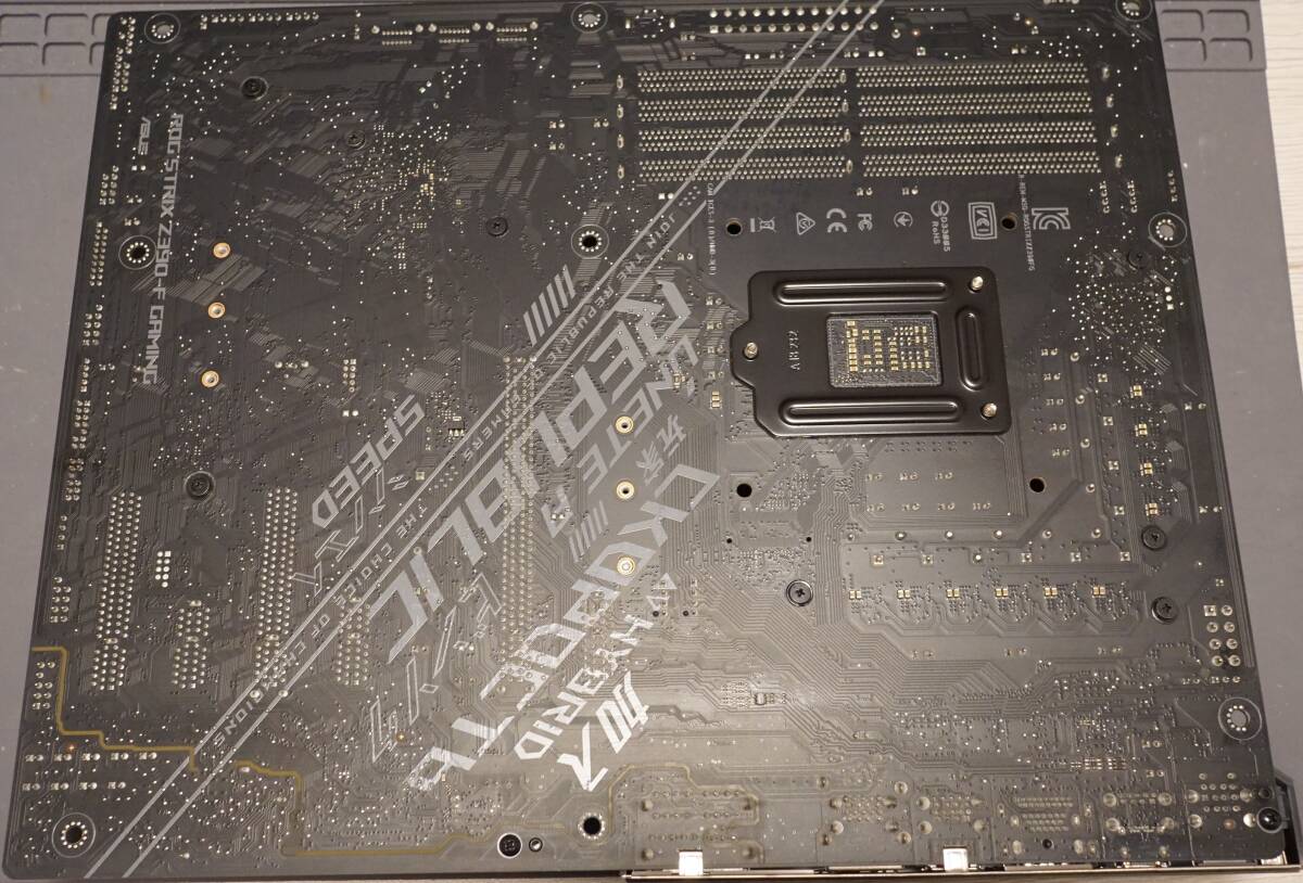 【動作確認済】ASUS ROG STRIX Z390-F GAMING LGA1151 (Intel 第8世代/第9世代) IOパネル一体型_画像2