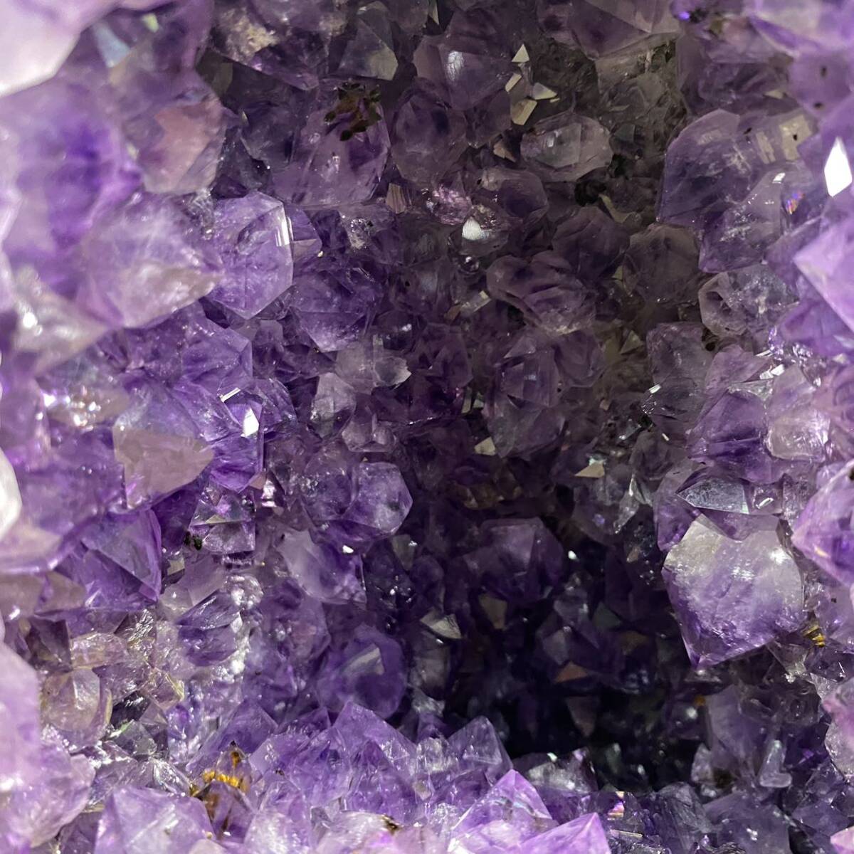 ★紫水晶 アメジストドーム 高さ約19.5㎝ 重さ約3.15kg 原石 パワーストーン 天然石 鉱物 置物 の画像5