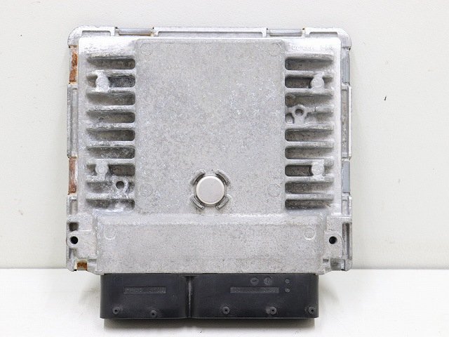 * VW Golf 6 5K 2010 year 1KCBZ engine computer -03F906070BP ( stock No:A37489) (7412)