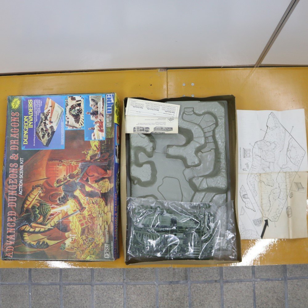 未組み立て プラモデル 2点セット まとめ売り ADVANCED DUNGEONS&DRAGONS おもちゃ ホビー プラモ_画像2