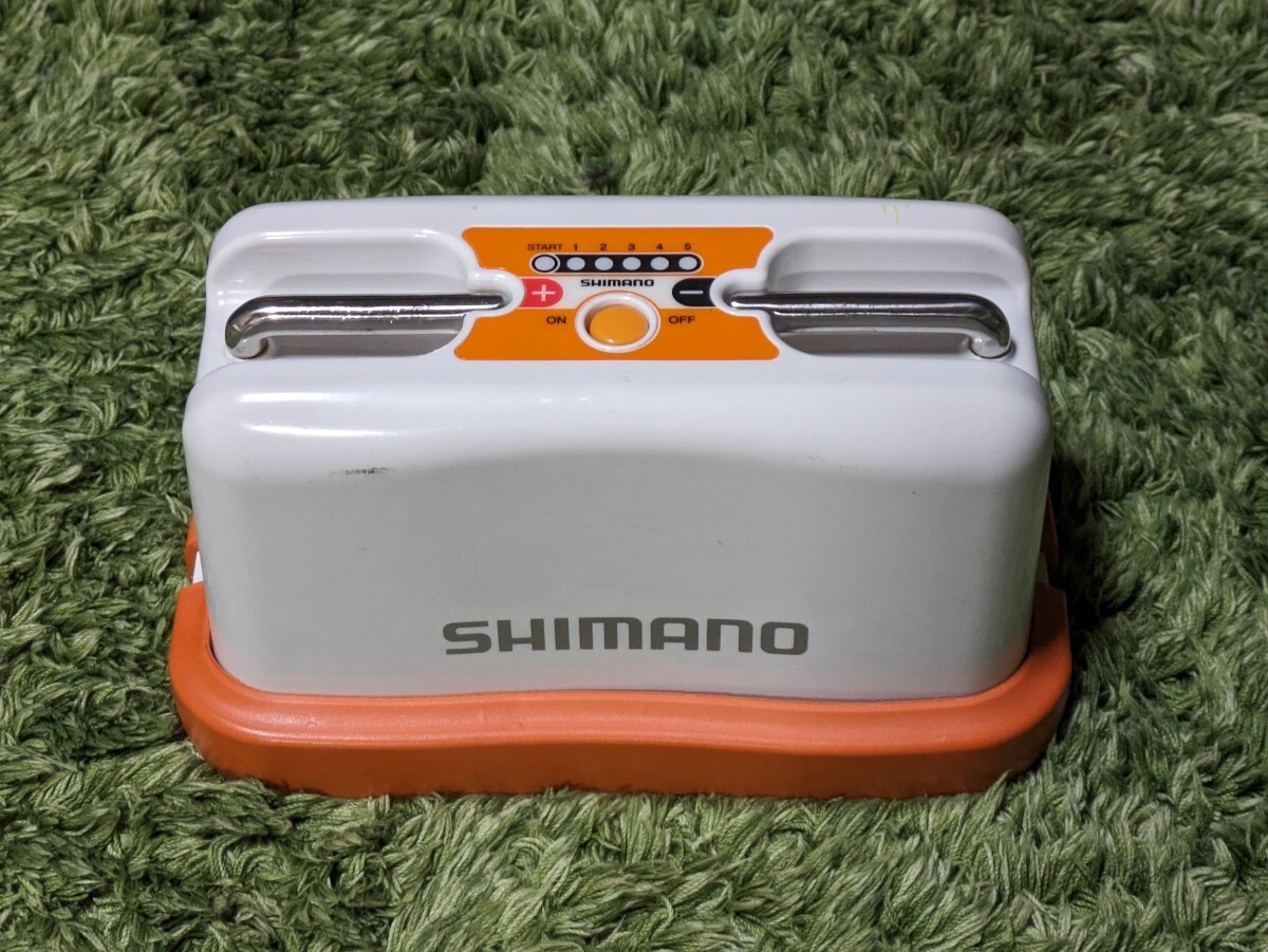 シマノ電力丸 10Ah 14.8V 電動リール 充電式リチウムイオンバッテリー 日本製品　ジャンク　　　　　　　　　　　 　　　_画像1