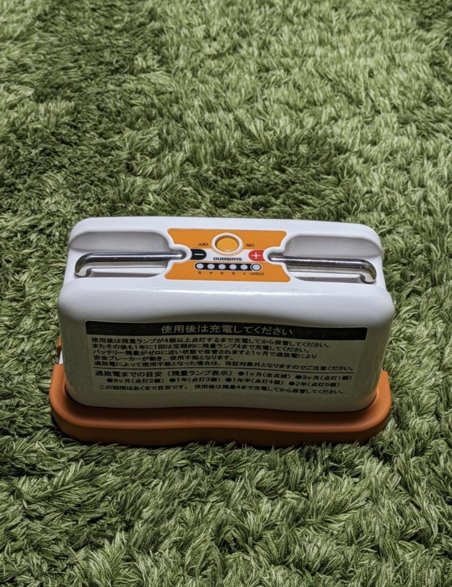 シマノ電力丸 10Ah 14.8V 電動リール 充電式リチウムイオンバッテリー 日本製品　ジャンク　　　　　　　　 _画像2