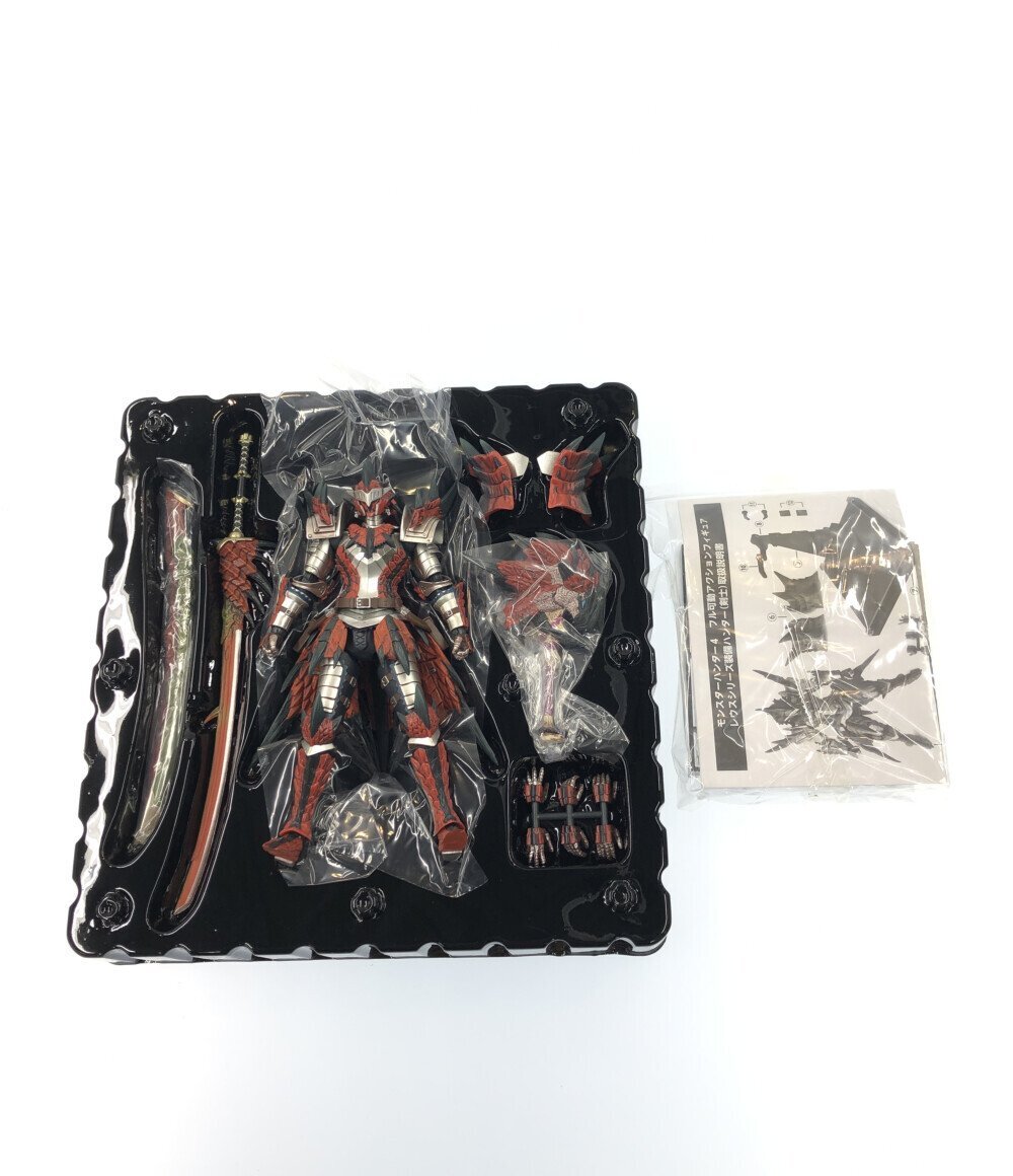 美品 フィギュア モンスターハンター4 フル可動アクションフィギュア レウスシリーズ装備ハンター 剣士_画像3