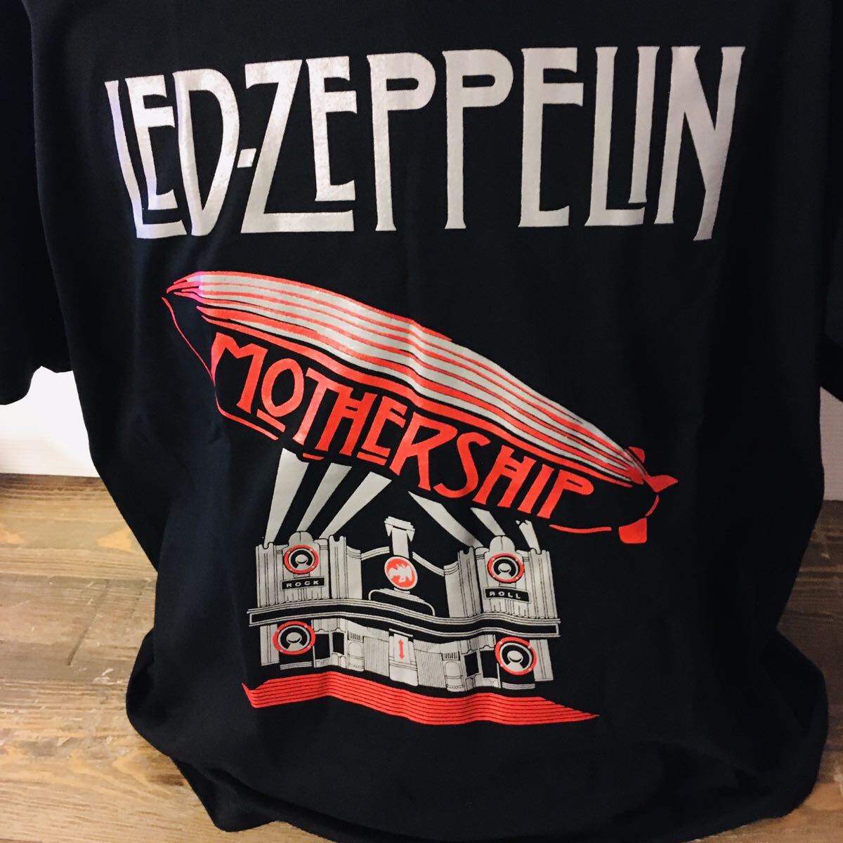 70年代バンド レッドツェッペリン　LED ZEPPELIN L バンドTシャツ　ロックTシャツ ブラック_画像2