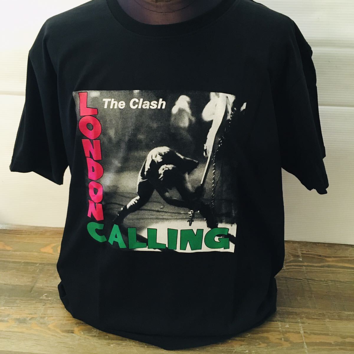 70年代バンド クラッシュ The Clash LONDON CALLING L バンドTシャツ パンクロック ブラックの画像1