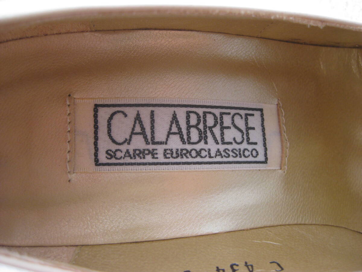 ★CALABRESE 　 パンプス　　ベージュ色　　３４ 1/2　　美品