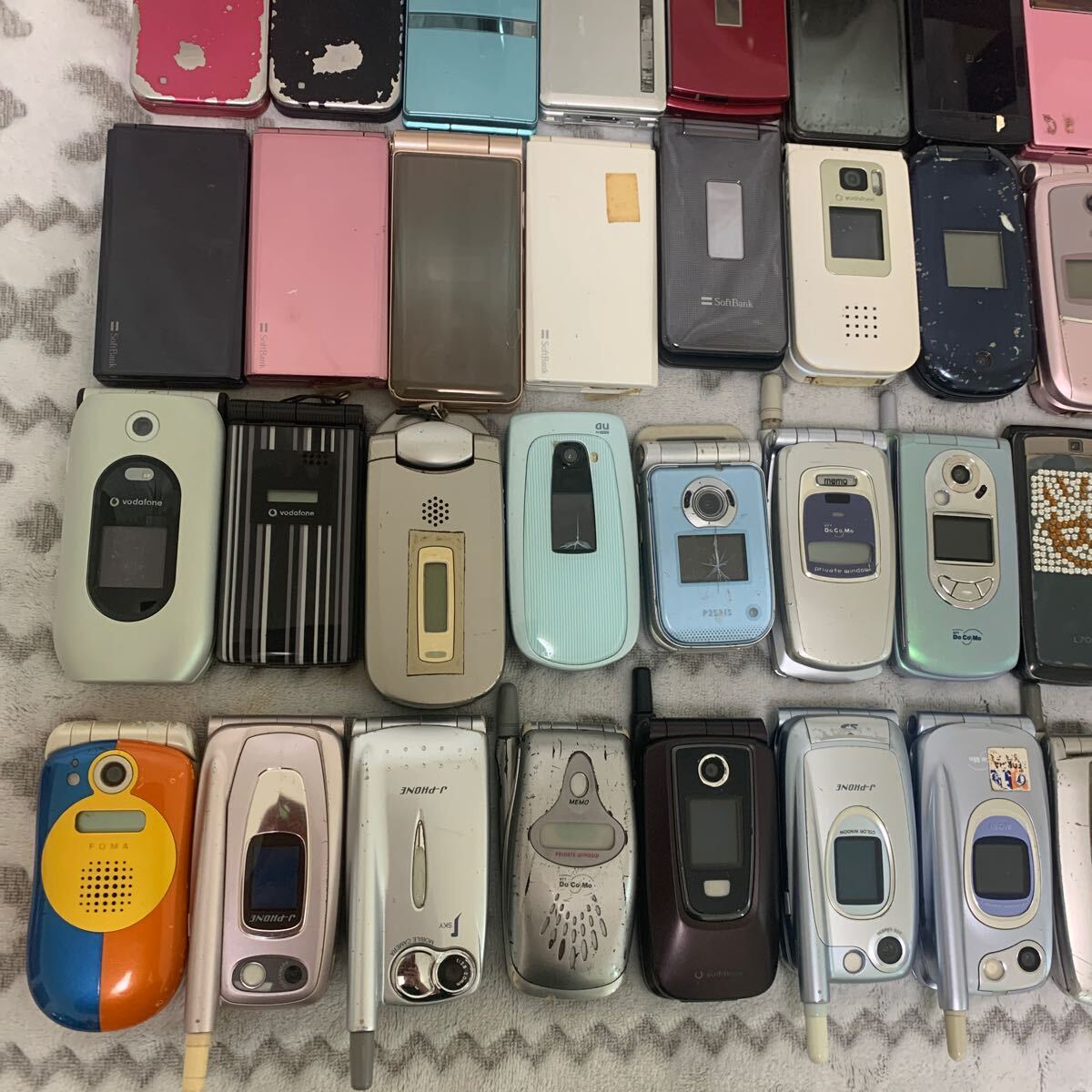 Yahoo!オークション - ジャンク品 携帯電話 ガラケー 携帯 Yahoo!オークション - ジャンク品 携帯電話 ガラケー 携帯