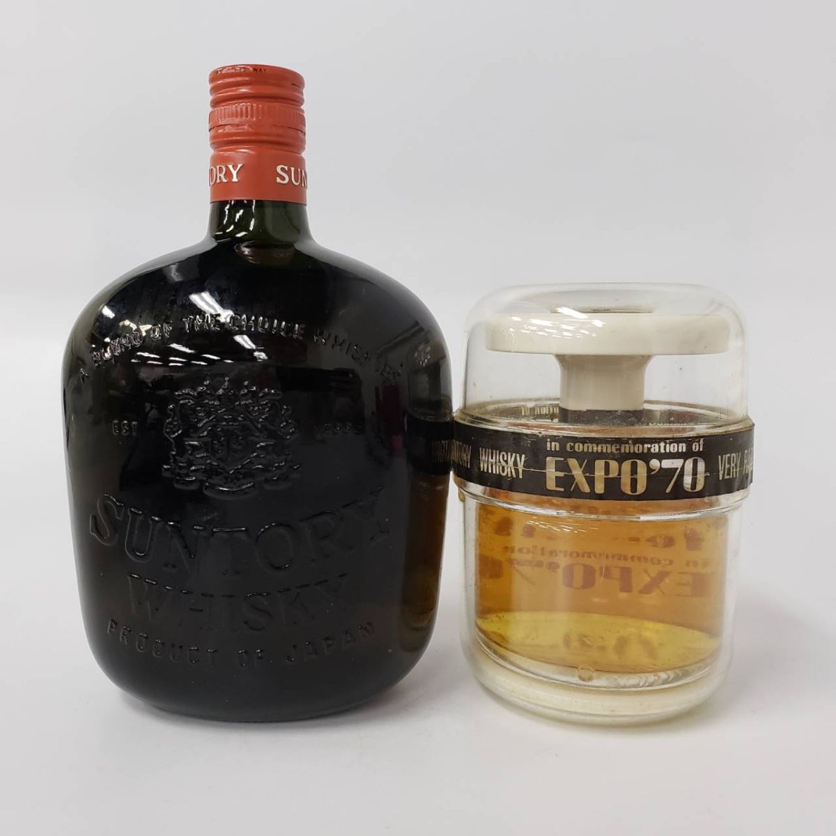 M13324(041)-529/MM12000【千葉県内のみ発送】酒　２本まとめ　SUNTORY OLD WHISKY 寿/SUNTORY VERY RARE OLD WHISKY EXPO’70　ウイスキー_画像3