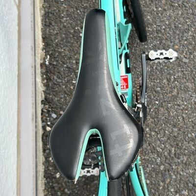 国CHARI(041)-2/YK30000【千葉から家財便または引取り】ロードバイク Bianchi ALUHYDROの画像7