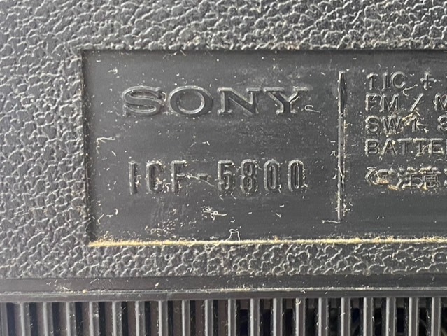 PA018715(034)-416/AS5000【名古屋】ラジオ SONY ソニー FM/AM 5BAND RECEIVER ICF-5800 _画像4