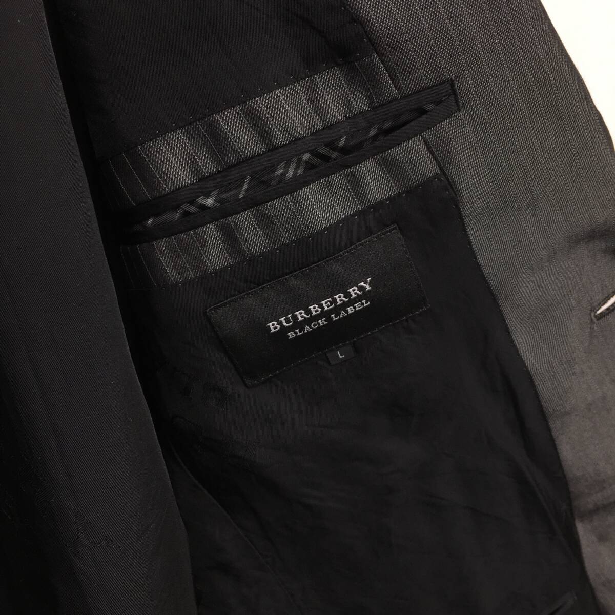 JZ0131★BURBERRY BLACK LABEL : 2Bセットアップスーツ★L/79★グレー系ストライプ柄 ジャケット/スラックスパンツ ブラックレーベル_画像4