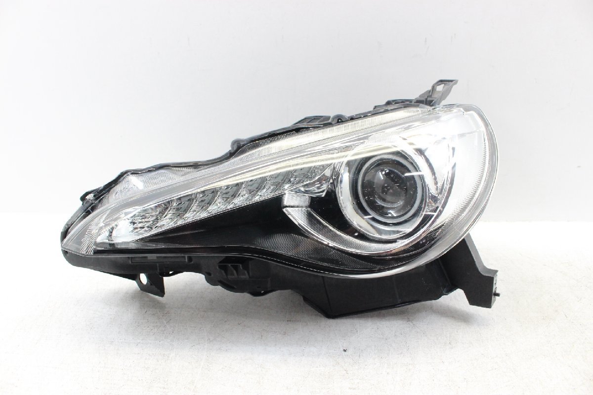 レンズ再生品 86 ハチロク ZN6 GT-LTD ヘッドライト 左 左側 キセノン HID コイト 100-60082 打刻AD SU003-05156 312252の画像1