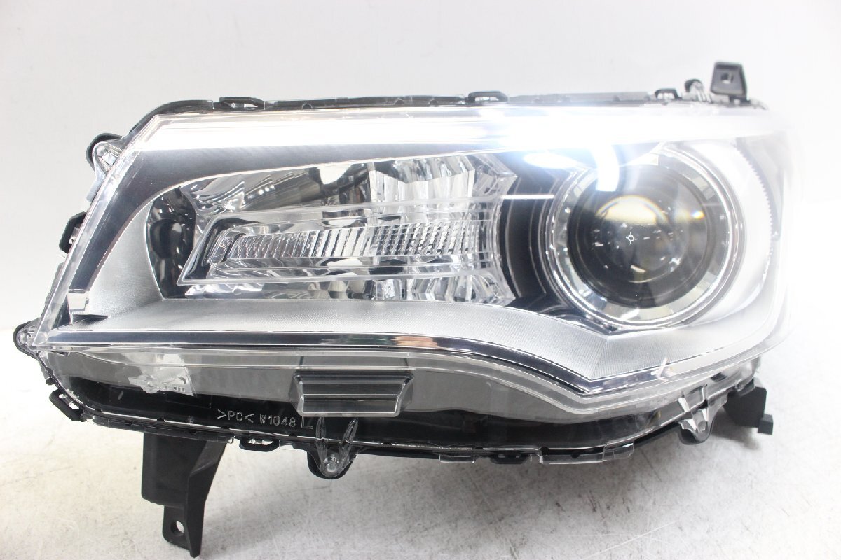 美品　デイズ　B21W　eKカスタム　B11W　ヘッドライト　左右　キセノン　HID　レベ付　スタンレー　W1048　317976-317977_画像3