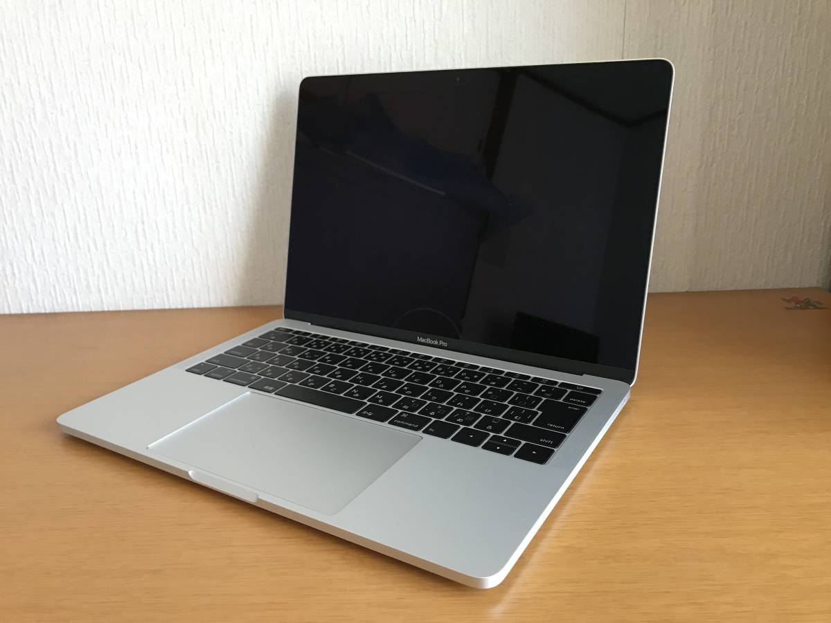 ◇ Apple MacBookPro MLUQ2J/A Retina ディスプレイ 2560×1600 SSD ...