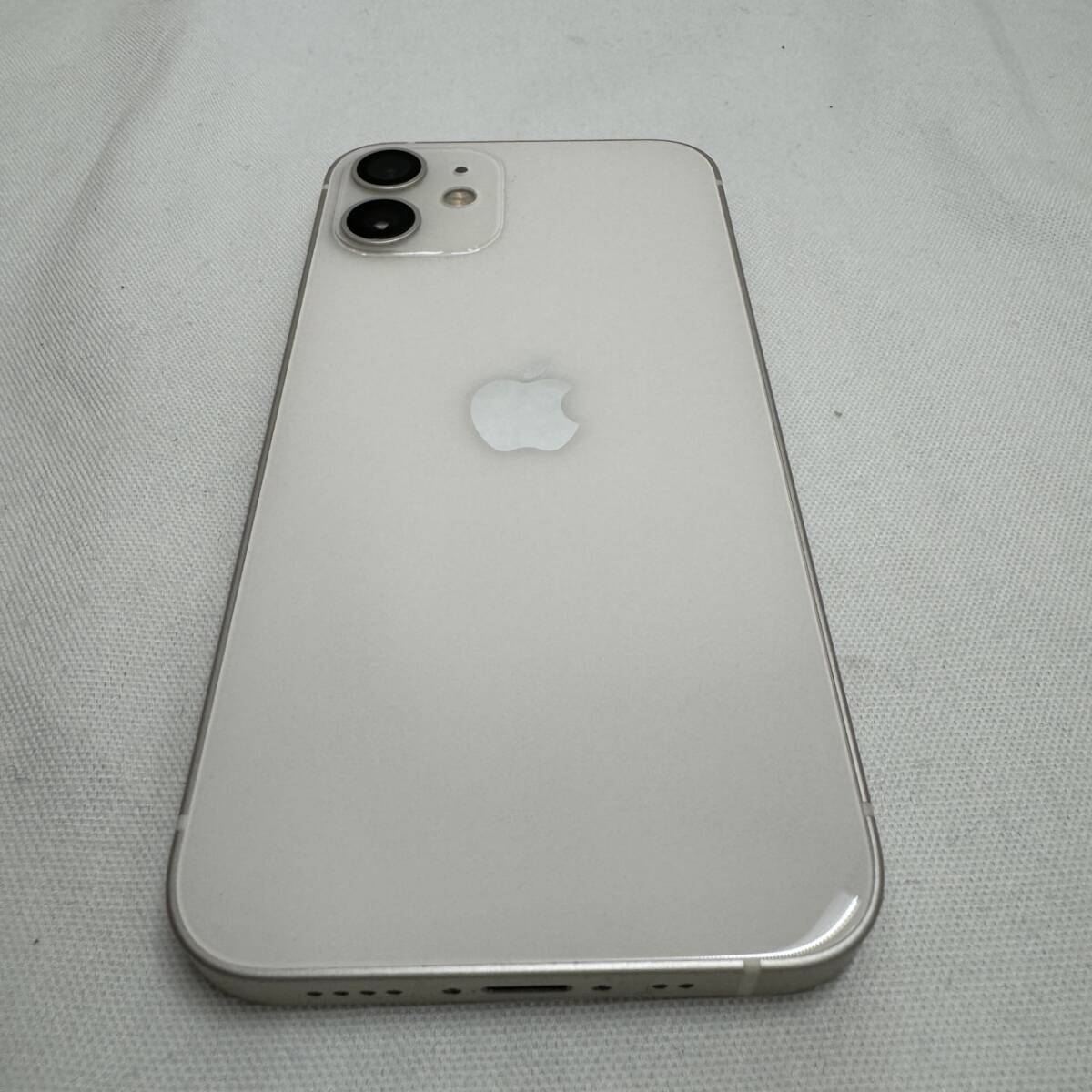 【Apple/au】美品 iPhone 12 mini 64GB SIMフリー MGA63J/A 利用制限〇 バッテリー83% ホワイト アイフォン スマホ 中古品の画像7