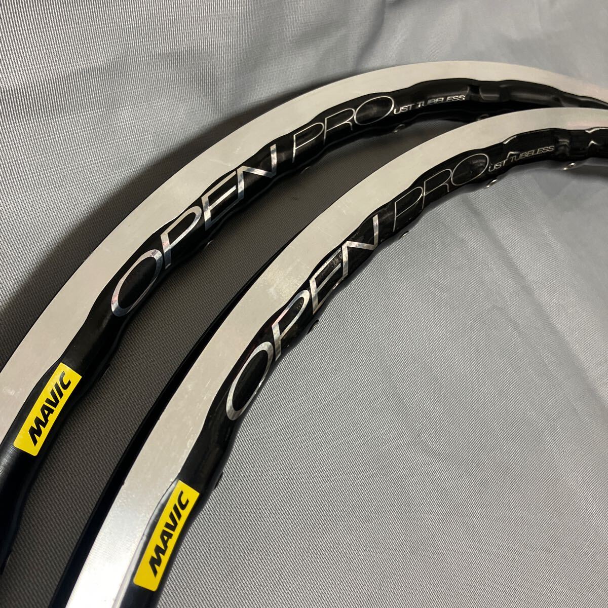 MAVIC OPEN PRO 700C クリンチャーリム 32H 2本 フランス製 MAVIC OPEN PRO 700C クリンチャーリム 32H 2本 フランス製