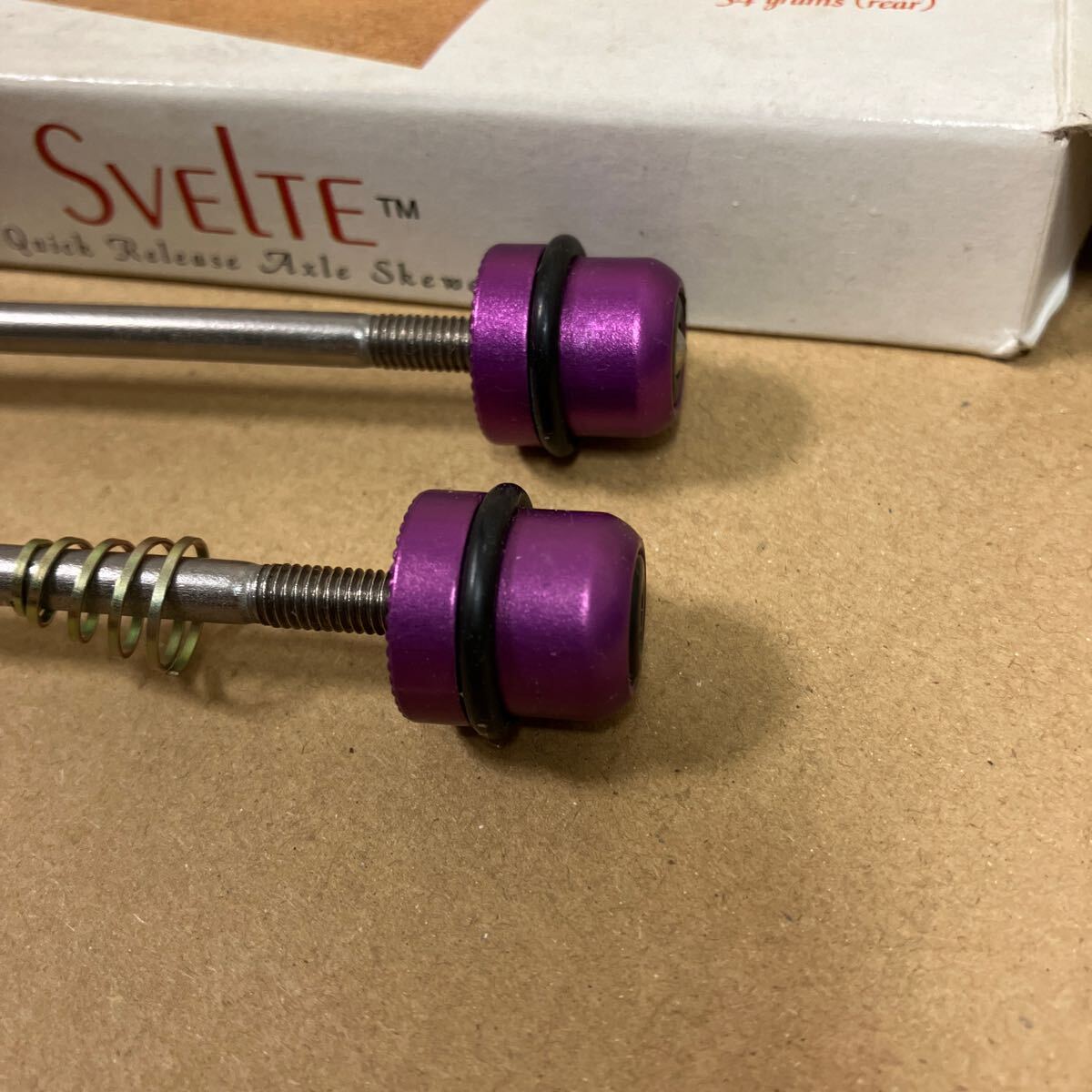 Odyssey Svelte Quick Release Axle Skewer / オデッセイ スヴェルト クイックリリース 当時もの パープル Crumb Works OLD MTB_画像3