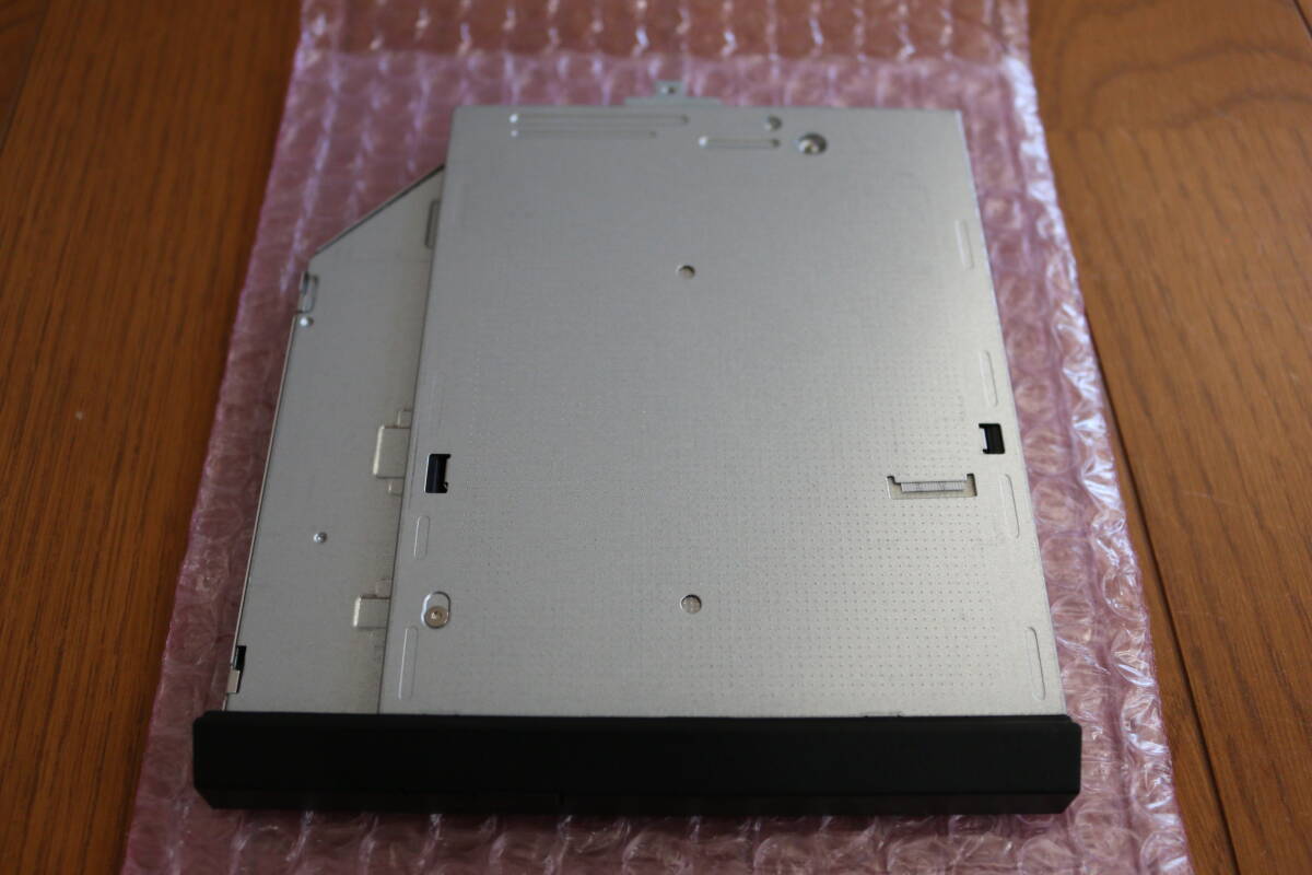 ▼送料無料▼NJ4100E ノートPC用 DVD-ROM ドライブ 日立LGデータストレージ製 9.5mm SATA DUD0N 709HQ023863の画像4