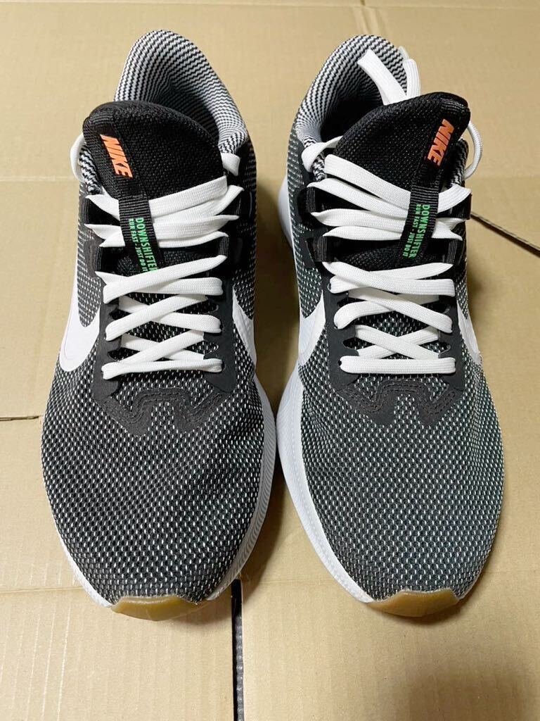 ナイキ NIKE メンズ ランニングシューズ ダウンシフター 9 BQ9257-001 グレー _画像3