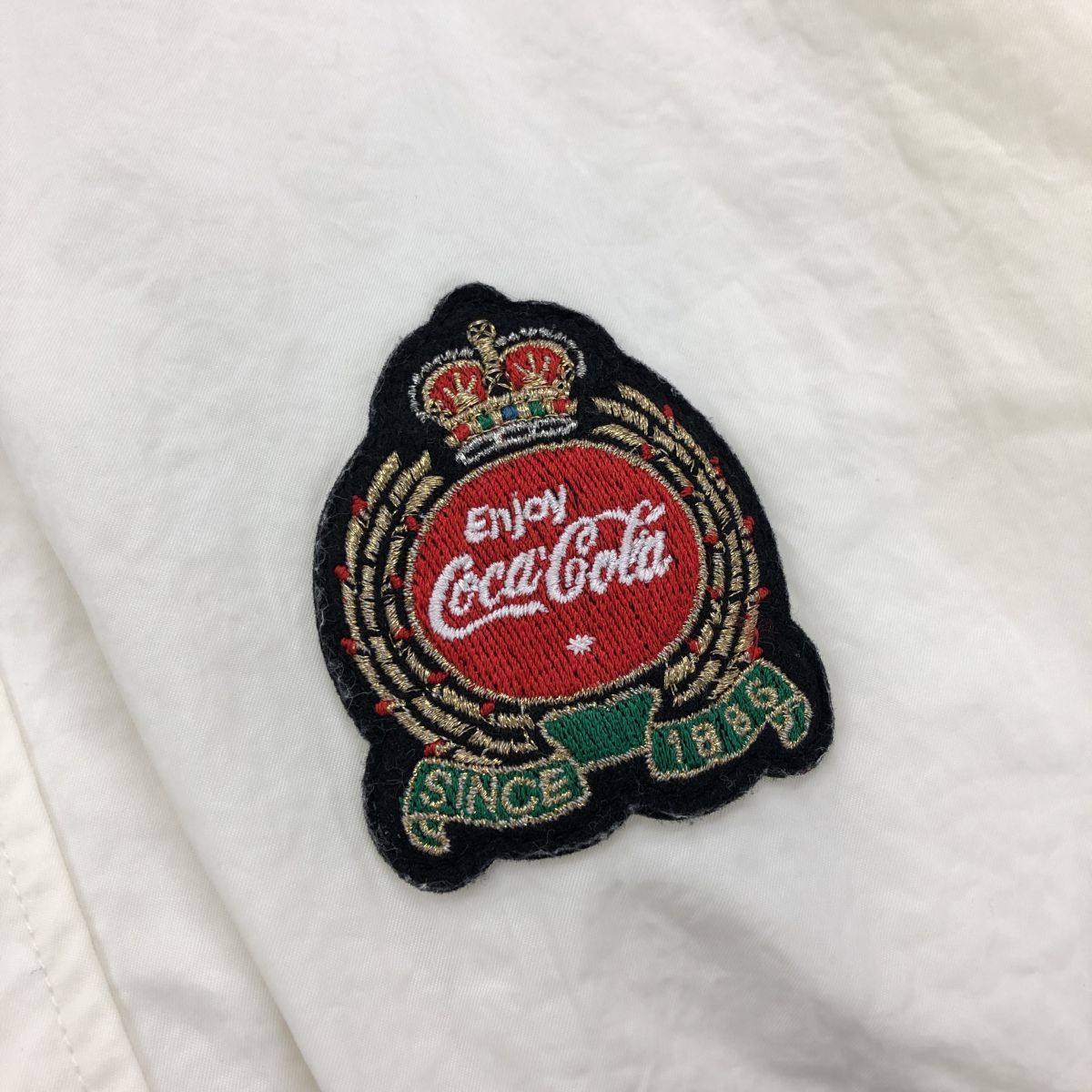 M463-F◆ old ◆ CocaCola コカコーラ コーチジャケット ジップアップブルゾン ◆ sizeL ナイロン100 ホワイト 古着 メンズ_画像7