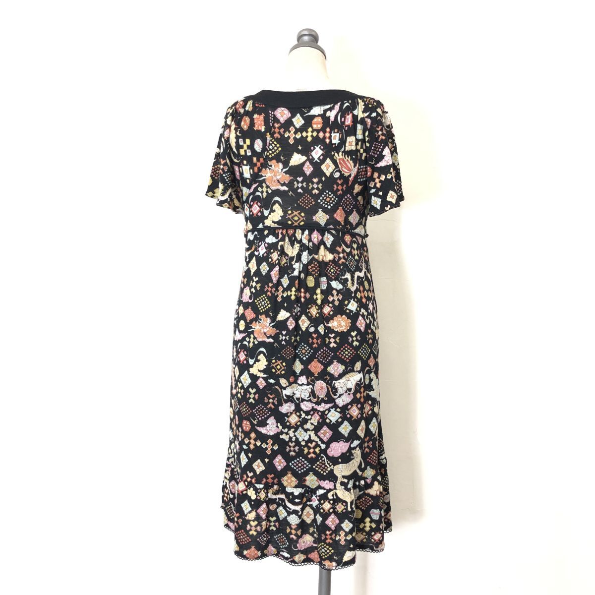 M398-F-S◆ TSUMORI CHISATO ツモリチサト ワンピース 半袖 総柄 トップス ビーズ ◆ size2 ウール100 マルチカラー 古着 レディース 春_画像6