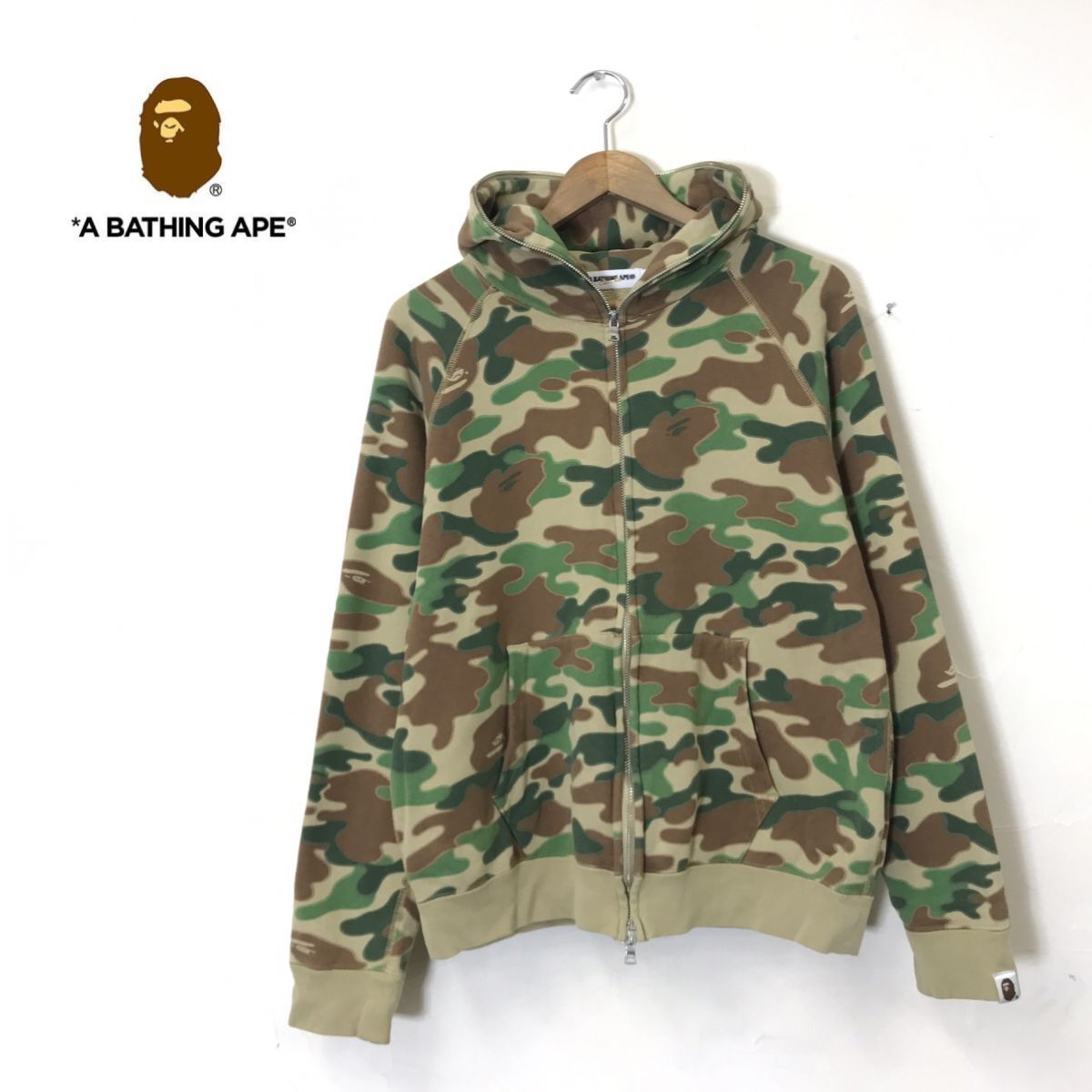 M1336-D◆ A BATHING APE アベイシングエイプ パーカー フルジップ フーディー ストリート◆sizeS カーキ系 カモフラ コットン100_画像1