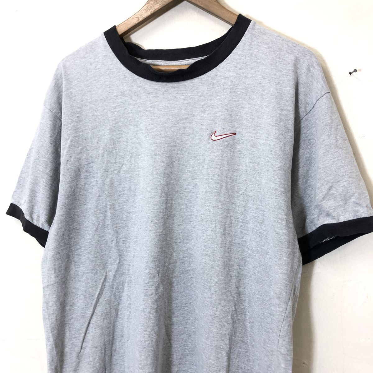 M958-F◆ NIKE ナイキ 半袖Tシャツ カットソー トップス 刺繍 ◆ sizeM コットン100 グレー 古着 メンズ ユニセックス 春夏_画像3