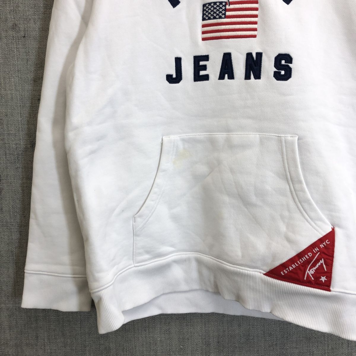 M1980-F-N◆ TOMMY JEANS トミージーンズ パーカー フーディ スウェット ロゴ刺繍 ◆ sizeM コットン100 ホワイト 古着 メンズ 春_画像4