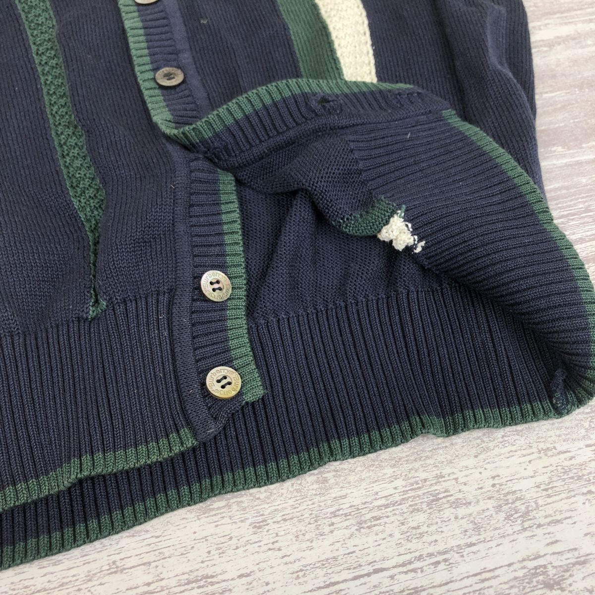 M1707-G◆burberrys バーバリーズ カーディガンベスト◆sizeM 綿100% ネイビー ホワイト グリーン レース 刺繍 ストライプ ノースリーブ 冬_画像8