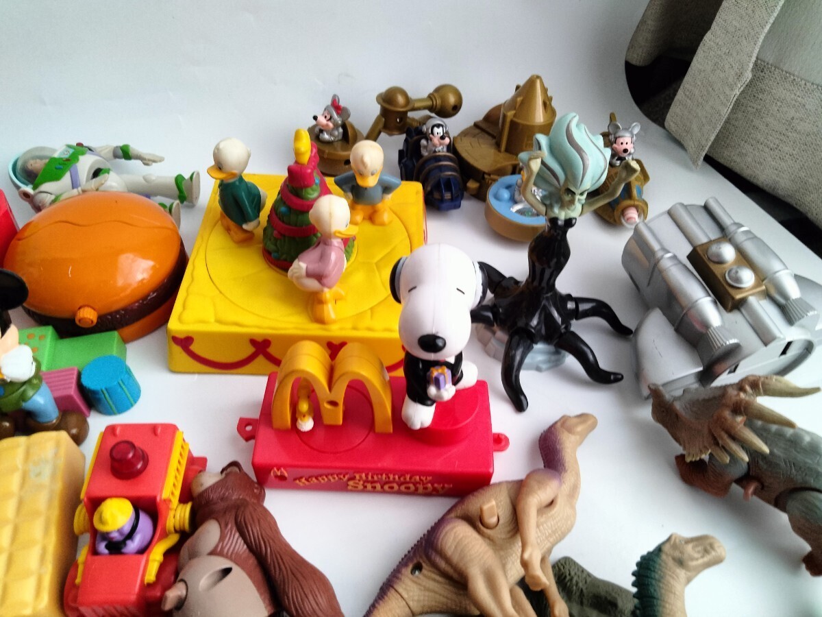 ハッピーセット おもちゃ まとめ マクドナルド ディズニー スヌーピー ハンバーグラー グリマス ホビー 玩具 ミニカー フィギュア 等大量の画像5