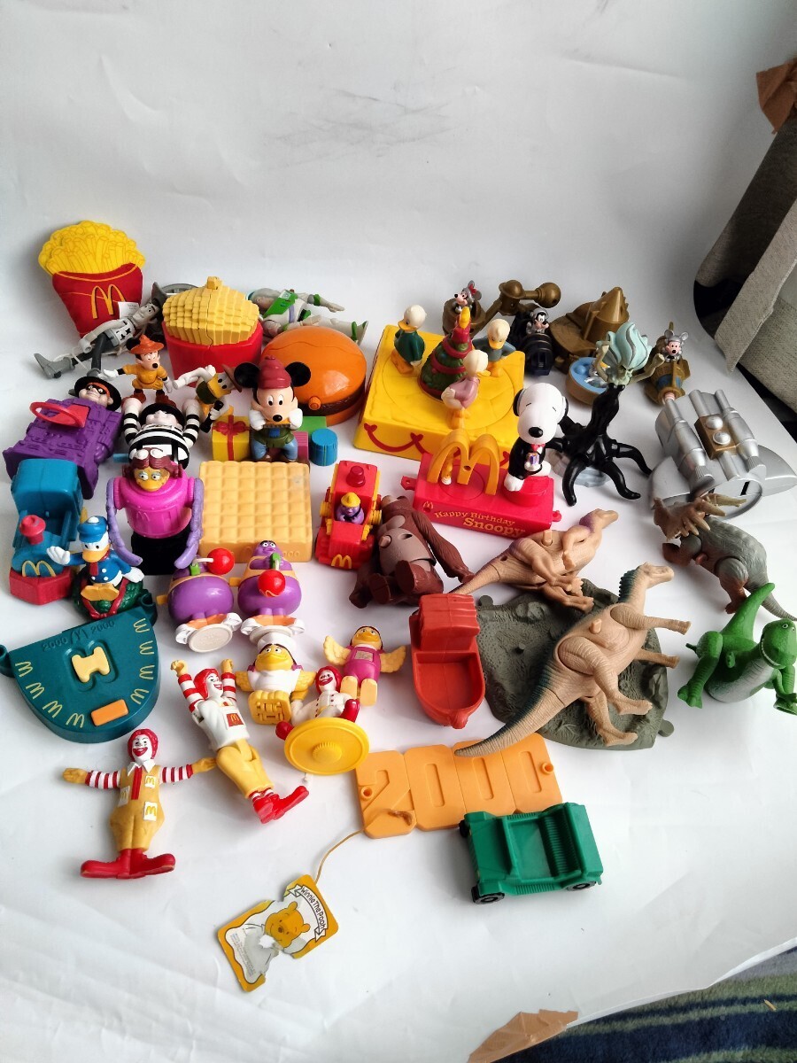 ハッピーセット おもちゃ まとめ マクドナルド ディズニー スヌーピー ハンバーグラー グリマス ホビー 玩具 ミニカー フィギュア 等大量の画像1
