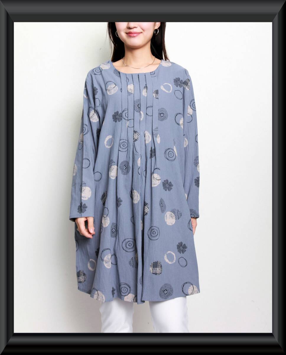 訳あり・Ｌ/ＬＬ～３Ｌ【新品】COTTON100％♪胸元にピンタックドット＆お花柄プリント★Aラインチュニック・ブルーG◆fit1027◆_*モデル着用・参考にしてください*