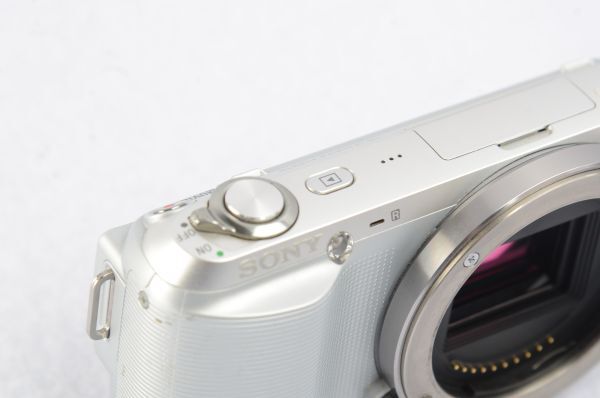 7412円 ソニー SONY NEX-C3 ダブルレンズキット 【おまけ付き 7412円 ソニー SONY NEX-C3 ダブルレンズキット 【おまけ付き