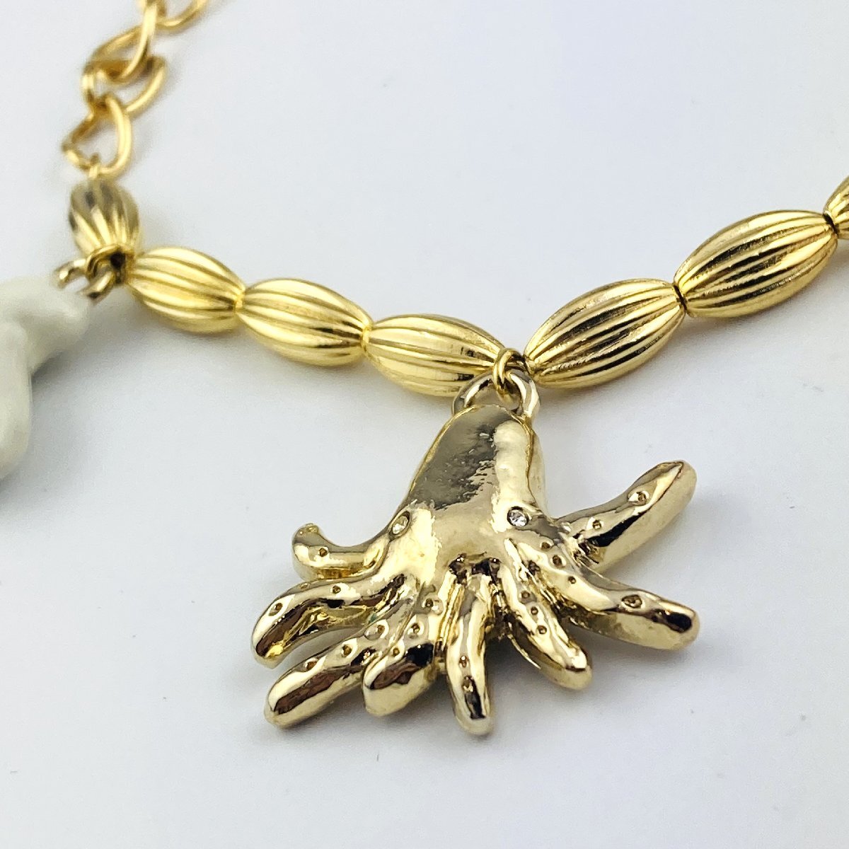 [77]TSUMORI CHISATO Tsumori Chisato charm bracele shell coral fish star octopus motif Gold color accessory 