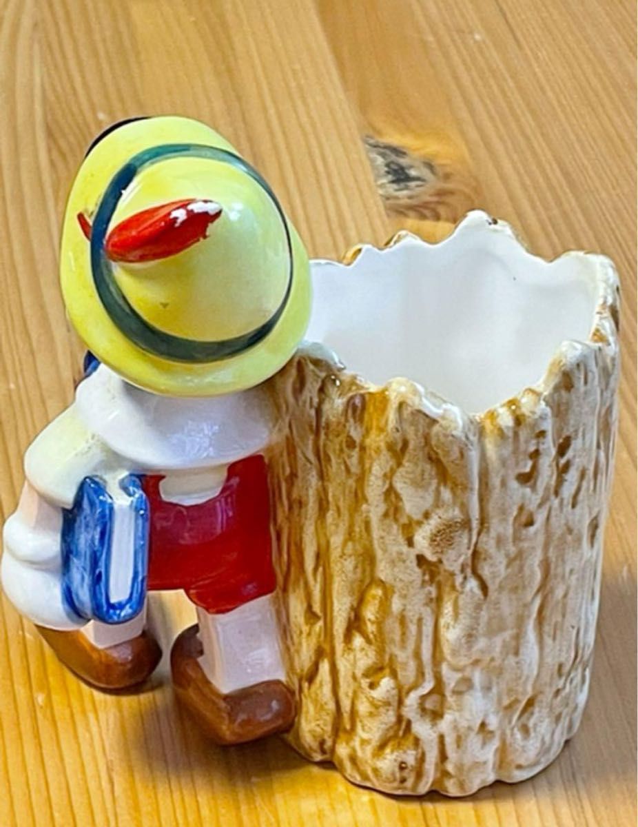 東京ディズニーランド開園初期のピノキオ 陶器製ペン立て 置物 東京ディズニーランド開園初期のピノキオ 陶器製ペン立て 置物