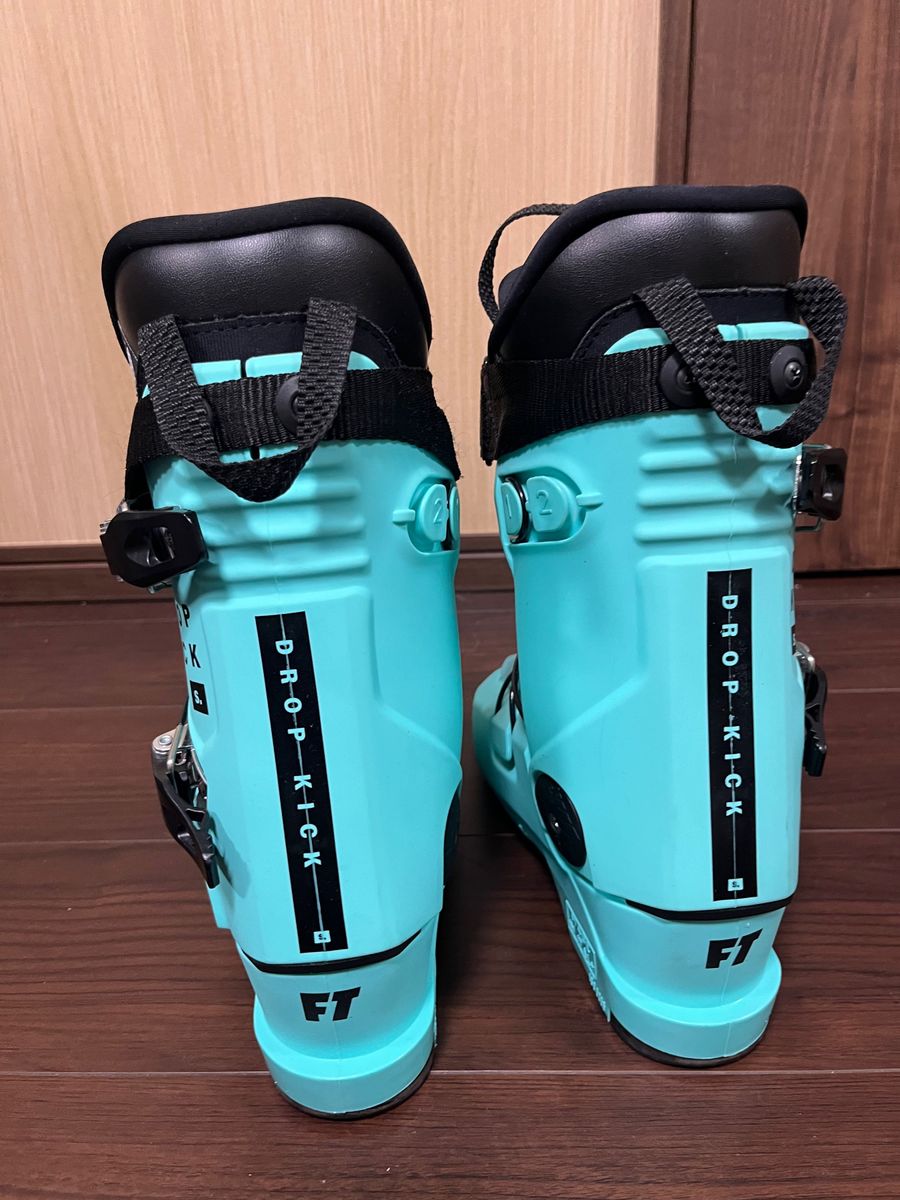 未使用　フリースタイルスキーブーツFULL TILT / FT BOOTS モデル:DROP KICK S 24.5cm