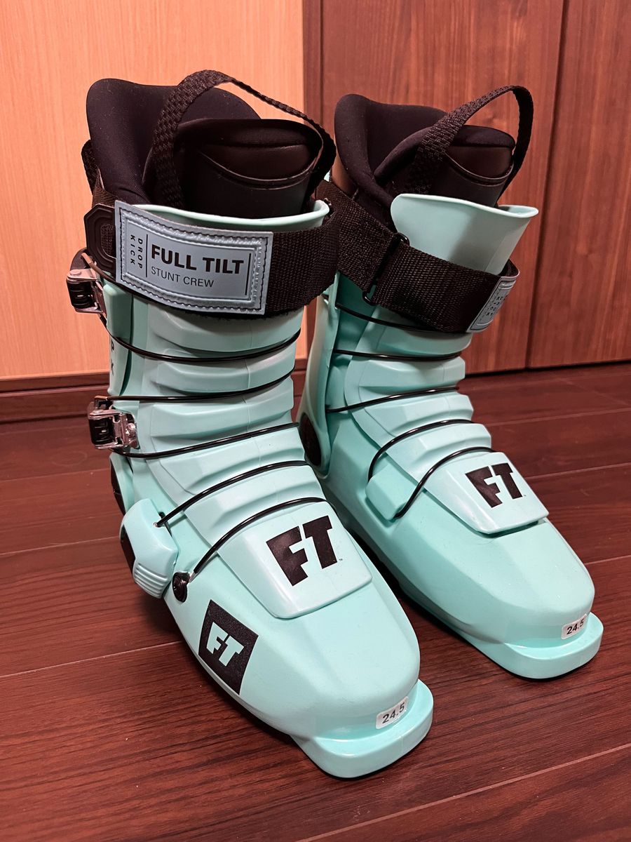 未使用　フリースタイルスキーブーツFULL TILT / FT BOOTS モデル:DROP KICK S 24.5cm