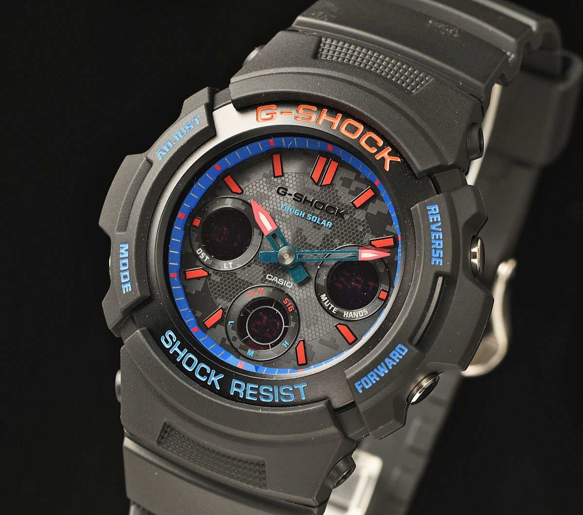 新品1円 G-SHOCK 電池交換不要ソーラーパワー 迷彩シティカモフラージュ 200m防水クロノグラフ 腕時計 AWR-M100SCT-1Aカシオ 逆輸入 メンズの画像7