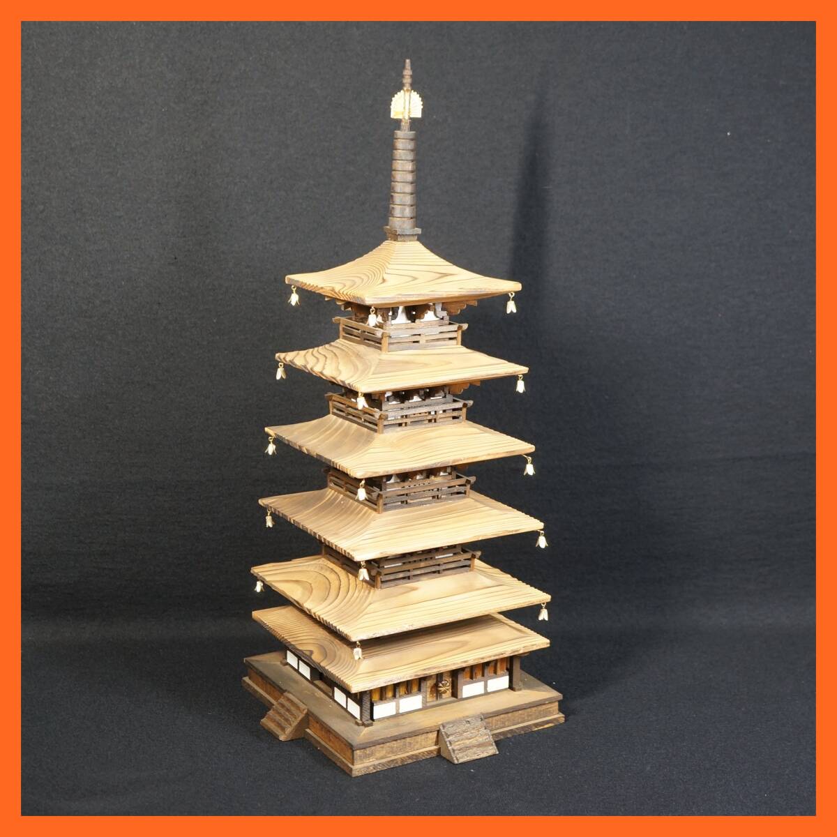 東ハ:【寺院模型】五重塔 木製 模型 高さ約46.5㎝ 木造 五重の塔 完成品 小引き出し付 置物 オブジェ インテリア ★送料無料★