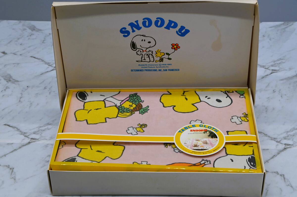 ** Snoopy tablecloth / dining Cross 133cm×177cm cotton 100% made in Japan unused storage goods 
