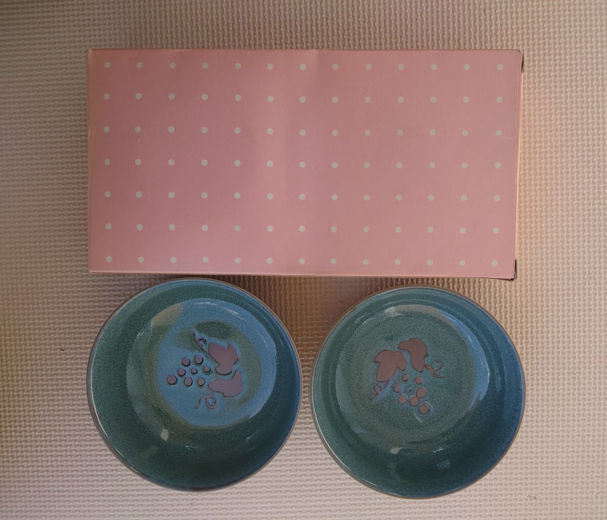 【未使用】小鉢 2点 セット 葡萄 ぶどう 陶器 小鉢 取り皿 和食器 レトロ_画像2